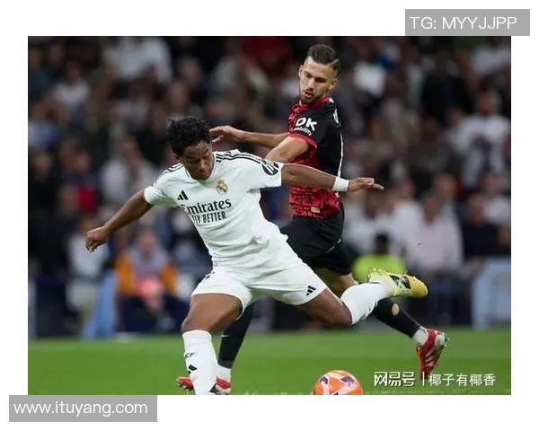 中超精彩对决皇马大胜多特蒙德补时绝杀点燃全场激情